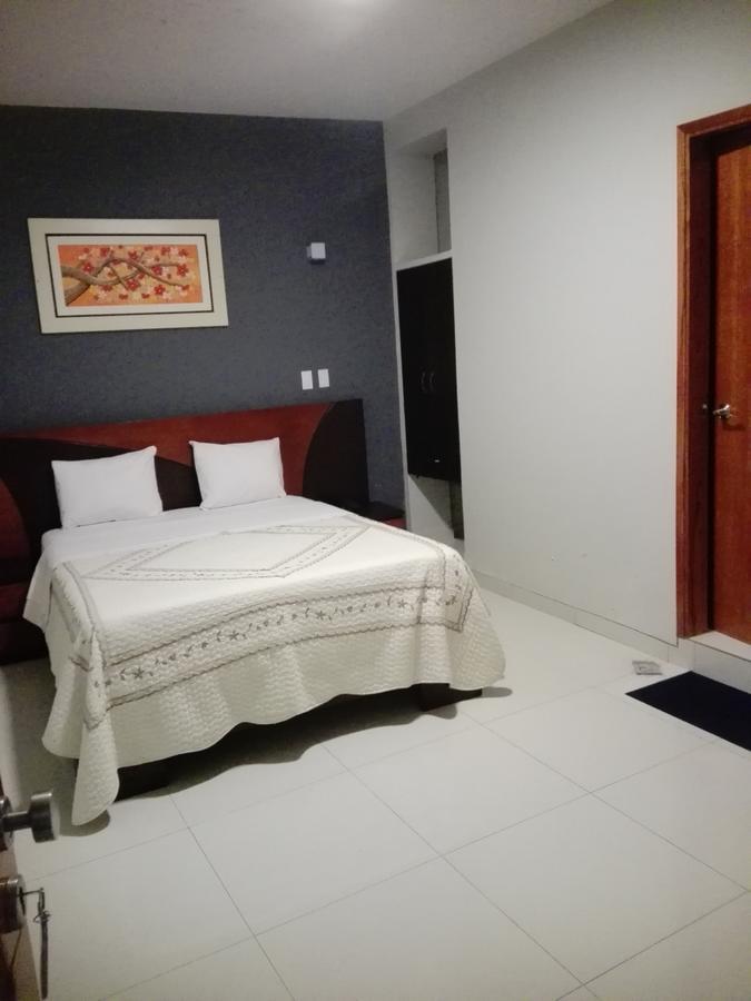 Hotel Vicente de la Vega Chiclayo Buitenkant foto