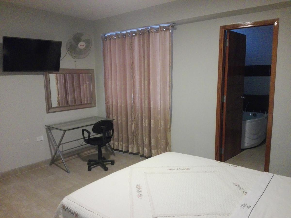 Hotel Vicente de la Vega Chiclayo Buitenkant foto