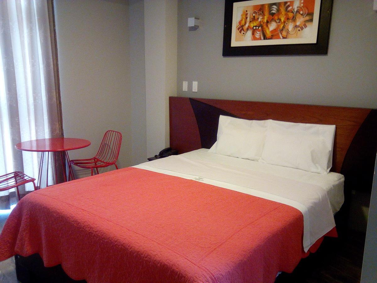 Hotel Vicente de la Vega Chiclayo Buitenkant foto