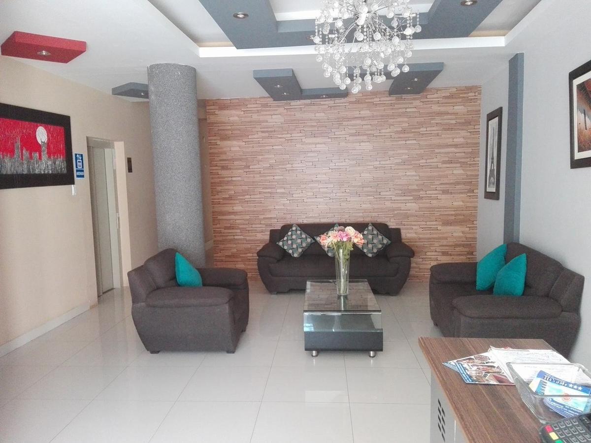 Hotel Vicente de la Vega Chiclayo Buitenkant foto
