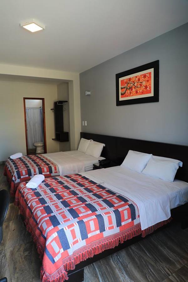 Hotel Vicente de la Vega Chiclayo Buitenkant foto