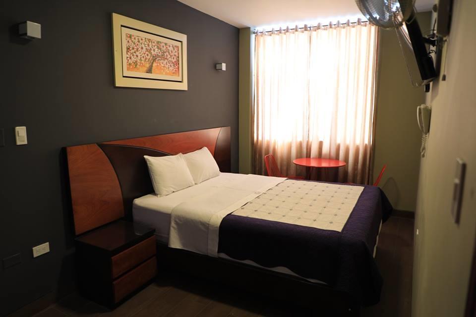 Hotel Vicente de la Vega Chiclayo Buitenkant foto